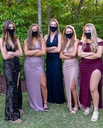 After dinner, have fun and dance the night away! Prom Ideas How To Throw An Amazing Prom At Home In 2021