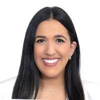 Lily Ecker's Instagram, Twitter & Facebook