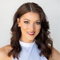 Melissa Pierson's Instagram, Twitter & Facebook