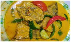 1 bawang merah/sedikit halia/1 ulas bawang putih kisar. Wanita Ini Kongsi Resepi Gulai Lemak Kuning Ikan Tongkol Yang Mudah Dan Amat Menyelerakan Daily Makan