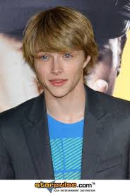 He became the eldest child in the family and had a brother spencer and scarlett. Who Is Sterling Knight Dating Sterling Knight Girlfriend Wife