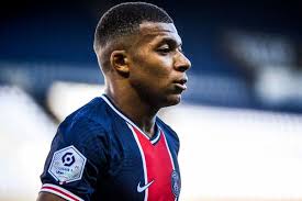 Le site officiel du fc barcelone : Journal Des Transferts Zidane Vise Trois Bleus Pour 2021 Giroud Proche De La Juventus Le Barca Veut Lacher 11 Joueurs Football Maxifoot