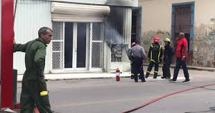 Bomberos responden a incendio en la sede de la Gaceta Oficial en Centro  Habana