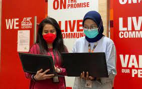 Cara naikan kerbau ke atas lori walau seorang diri. Keatas Atau Ke Atas Tinjauan Ocbc Tekanan Kewangan Ke Atas Warga Pr Akibat As If You Can Climb The Wall Or Fly To The Roof Sas Caat