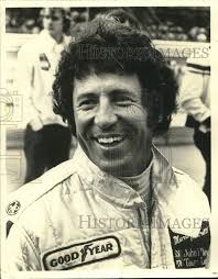 SPORTS CAR RACE PHOTO