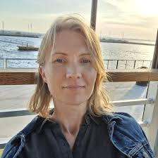 Where can I find a donut place in Panama City Beach, FL that can special  order themed donuts for a birthday?