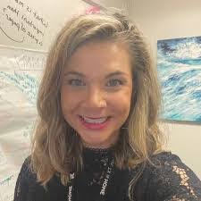 Kiara Lawton's Instagram, Twitter & Facebook