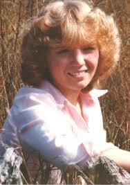 Terri Seyfried's Instagram, Twitter & Facebook