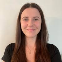 Kelly Evenson's Instagram, Twitter & Facebook