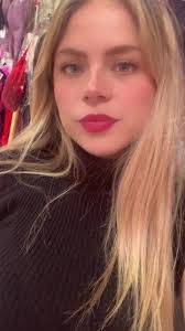 Arlene Cantu's Instagram, Twitter & Facebook