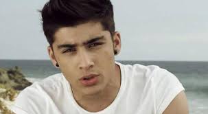 Müslüman yıldıza şok suçlama