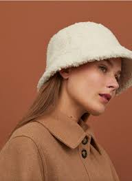 Faux Shearling Bucket Hat Natural White Ladies H M Us Outfits With Hats Hat Fashion Fashion