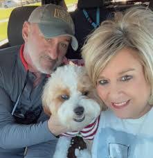 Aaron Guilbeau's Instagram, Twitter & Facebook