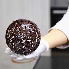Chocolate Sphere Fragile And Delicate I Like To Always Make It Different Style Ksen Chocolate Decorations Chocolate Centerpieces Chocolate Showpiece