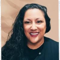 Iris Martinez's Instagram, Twitter & Facebook