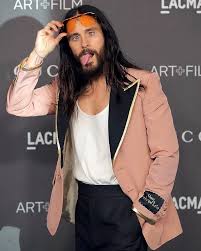 The two were spotted together quite often from 2015. Jared Leto Biography Movies Wife Age Height Weight Net Worth Etc Wiki Star Jared Leto Star Fashion Lacma