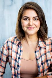 Anne Huff's Instagram, Twitter & Facebook