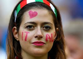Los juegos para whatsapp son una de las mejores formas de pasar el rato y divertirse con amigos, familiares o incluso pareja. Pin On Italian Fans Girls