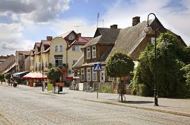 Pokazy spektakli mistrzowskich i otwarte dla publiczności prezentacje konkursowe. Augustow Informacje Atrakcje Pogoda Meteor