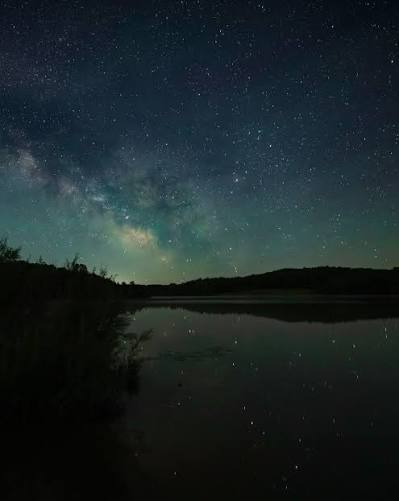 those summer nights ?? With yesterday's solstice, summer is officially  here. Get away from city lights and look to the southern skies around  midnight to take in the Milky Way ?? Photo: @