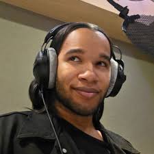 Noah Alvarez (@_noahalvarez)