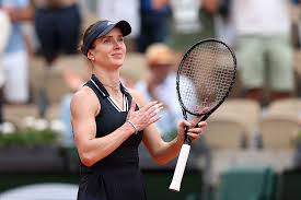 Elina Svitolina v Belinda Bencic LIVE - 2026 French Open fourth round updates from Court Philippe-Chatrier after Iga Swiatek bows out to Marta Kostyuk