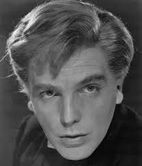 David Peel in The Brides of Dracula.