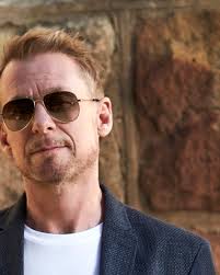 Richard Roxburgh: The Rake star talks acting, fatherhood and family