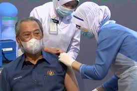 Whether the vaccination plan can proceed smoothly will depend on whether malaysia can finalise deals with other vaccine makers, including uk's. Pm Muhyiddin Receives First Covid 19 Vaccine As Malaysia Kicks Off Mass Inoculation Campaign Se Asia News Top Stories The Straits Times