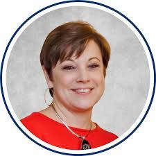 Candy Tilley's Instagram, Twitter & Facebook