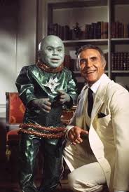 It's tattoo from fantasy island. Caption This Fantasy Island Has A New Alien The Geek Twins