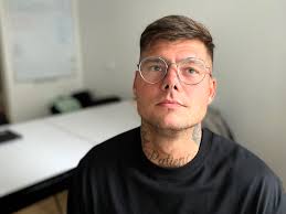 Der er mange flere, end du tror, siger Simon Hansen