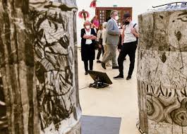 Österreich » wien » wien » professional & other places » building. Jubilaumssieger Baumt Sich Auf Daniel Leiter Gewinnt 20 Bank Austria Kunstpreis Karnten Parnass Kunstmagazin