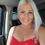 Amanda Bozek's Instagram, Twitter & Facebook