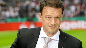 He is the sporting director of bundesliga club eintracht frankfurt. Eintracht Frankfurt Unter Dem Brennglas