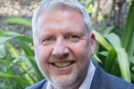 Colin Low's Instagram, Twitter & Facebook