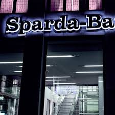 Nach monaten, in denen die türen der. Rutu Fur Architekten Und Planer Sparda Bank Munster