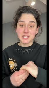 #stitch with @elysemyers I love Elyse and I love artists 💕💕💕  #artistsoftiktok #artistproblems #artistssupportingartists