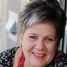 🥭🥑Avocado Mango Salad with Arugula, Pine Nuts, and Honey-Lime  Dressing.🥭🥑