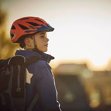 Nb de nylig uavhengige sentralasiatiske statene sluttet å bruke sommertid, mens usbekistan og tadsjikistan i tillegg «flyttet vestover» ved å skru klokkene en time tilbake. Sommertid