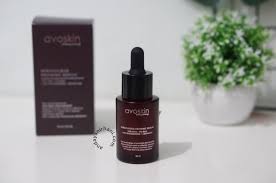 Hi aku mau review avoskin your skin bae vitamin c 3% + niacinamide 2% mandarin orange fruit extract serum. Review Avoskin Miraculous Refining Serum Andayani Rhani