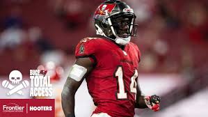 Men's nike tampa bay buccaneers red custom game jersey. Chris Godwin On Playing Through Injuries Playing With Qb Tom Brady Bucs Total Access