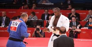 Jun 21, 2021 · * men and women compete in seven weight categories, ranging from under 60kg to over 100kg for men, and under 48kg to over 78kg for women. How To Beat Teddy Riner Effective Judo Neil Adams Judo Blog