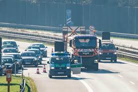 unfall a13 heute gestern aktuelle unfallmeldungen von der a13 tag24