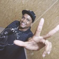Lyrics to 'sou favela' by mc bruninho. Sou Favela Com Vitinho Ferrari Mc Bruninho Vagalume