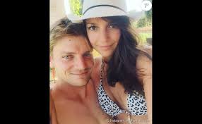 Seu alto escalão na carreira é o número 7 do mundo pela association of tennis conforme seu relacionamento, david está em um relacionamento com a namorada stephanie tuccitto. David Goffin Et Sa Compagne Stephanie Tuccitto Sur Instagram Le 9 Juillet 2016 Purepeople