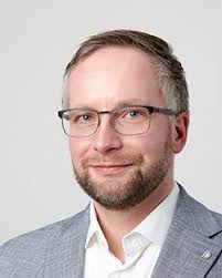 Supervisors for "Media Communications"