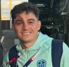 Simon Burnett (@3255simon)