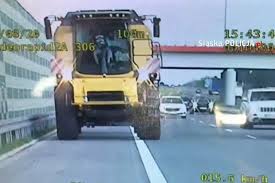 Scopri l'evoluzione di autostrade tech e le soluzioni dedicate a infrastrutture e trasporti. Autostrada A1 Gdzie Sa Zjazdy Wszystko O Samochodach I Motoryzacji Moto Pl