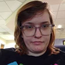 Veronica Binns (tweetynickyvb)